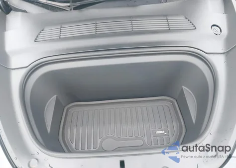 2023 Tesla Model Y Awd/Long Range Dual Motor All-Wheel Drive из США, поврежденный, VIN 7SAYGDEE5PA033940